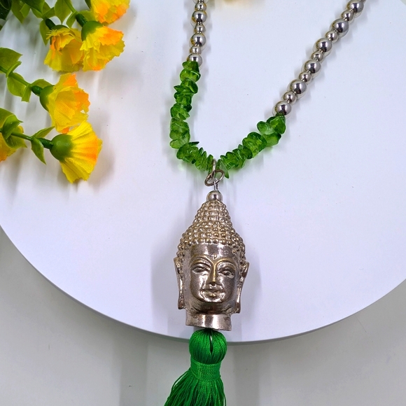Green Chrome Tourmaline Chip Long Buddha Pendant Vintage Necklace with Tassel - Picture 2 of 6